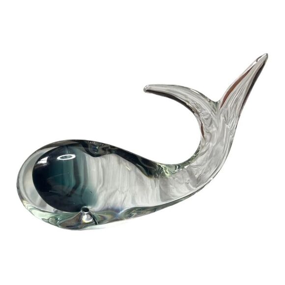 Whale Heavy Hand Made Glass Heavy Duty Ocean Paperweight Gift Office Work - Picture 1 of 9